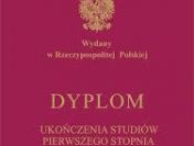 Uczelniane dyplomy