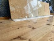 Płyty z polerowanego piaskowca – trwały kamień na elewacje i wykończenia