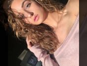 Samotna i chętna na wrażenia