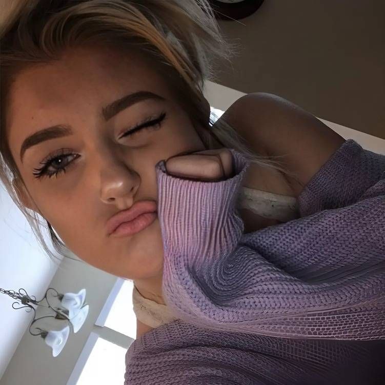 Zostałam sama, wpadniesz?  - Zdjęcie 1